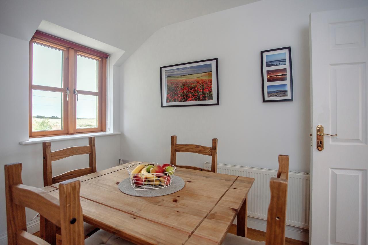 Burren Court Lodge Балливон Экстерьер фото