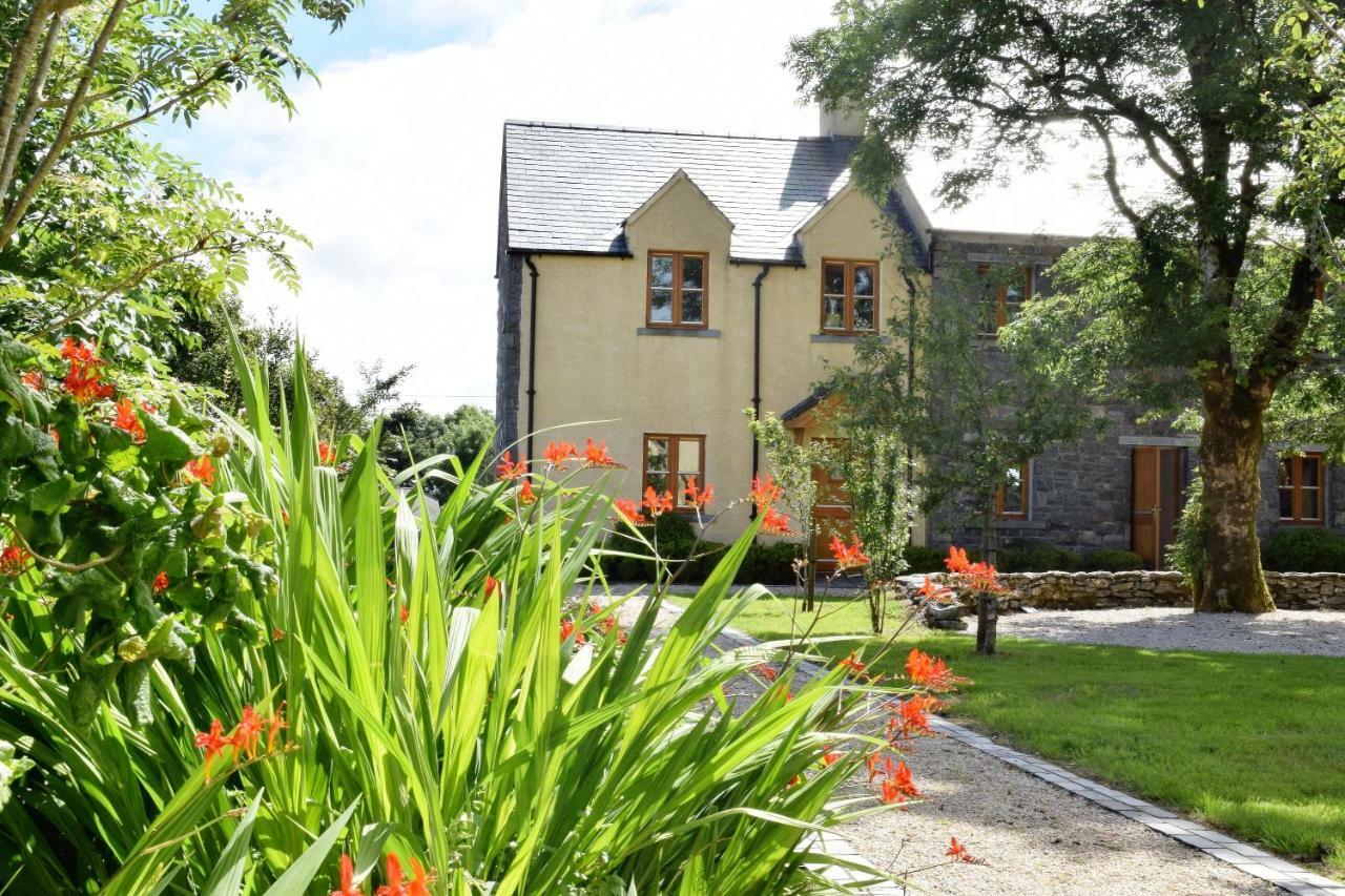 Burren Court Lodge Балливон Экстерьер фото